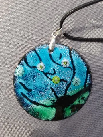 pendentif emaux sur cuivre